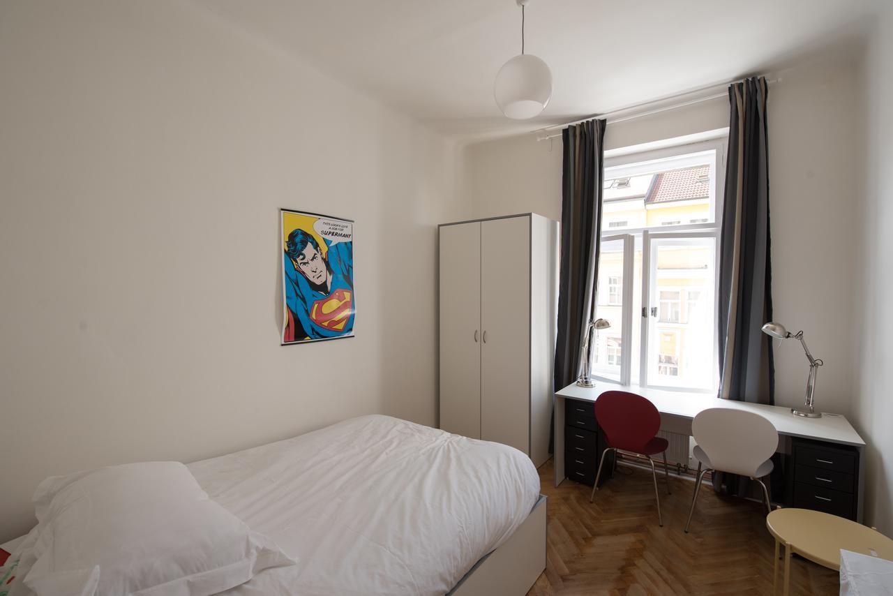 Comics Style Private * Prag